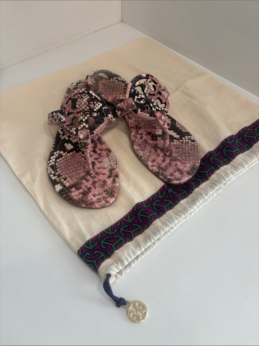 Tory Burch Miller Snake-Print Leather Thong Sandal in Pink and Brown 8.5 - Picture 11 of 15